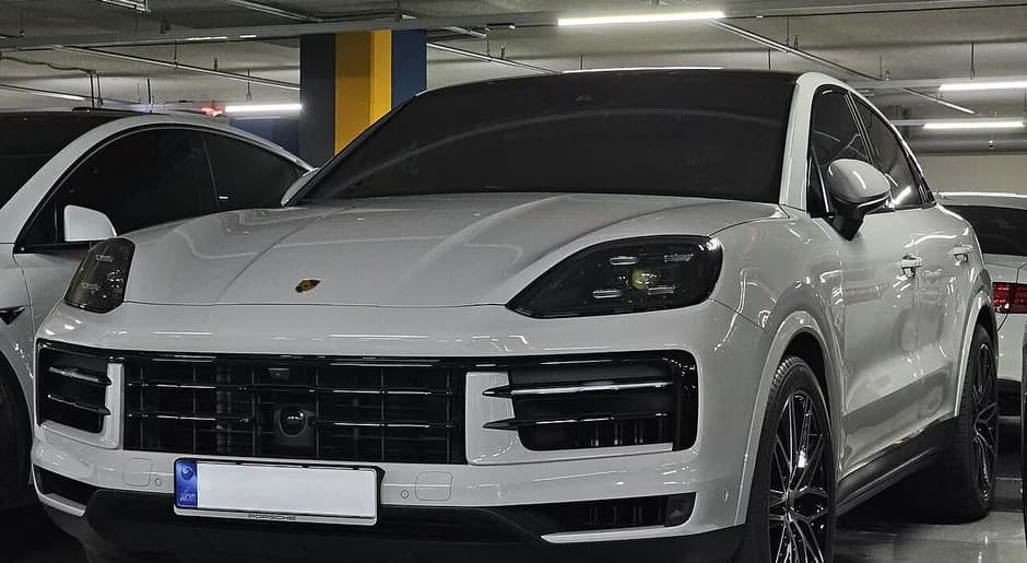 포르쉐 Cayenne Coupé